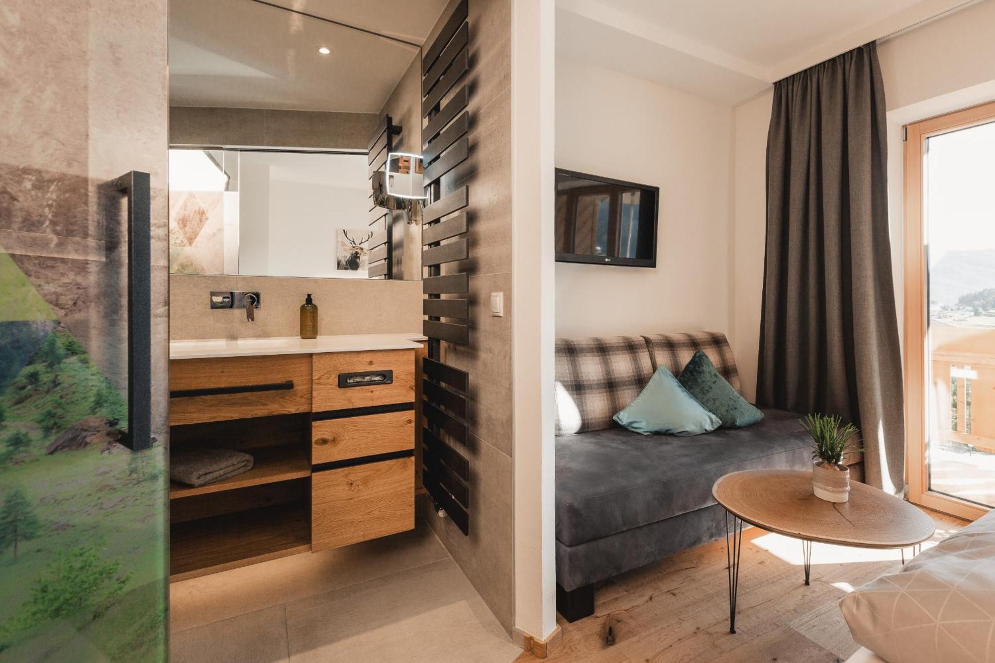 Hotel Garni Hubertushof Fiss Quarto foto
